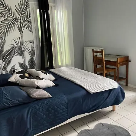 Hébergement de vacances Maison Familiale Ou Entre Amis à La Campagne