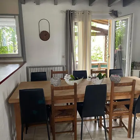 Maison Familiale Ou Entre Amis à La Campagne *