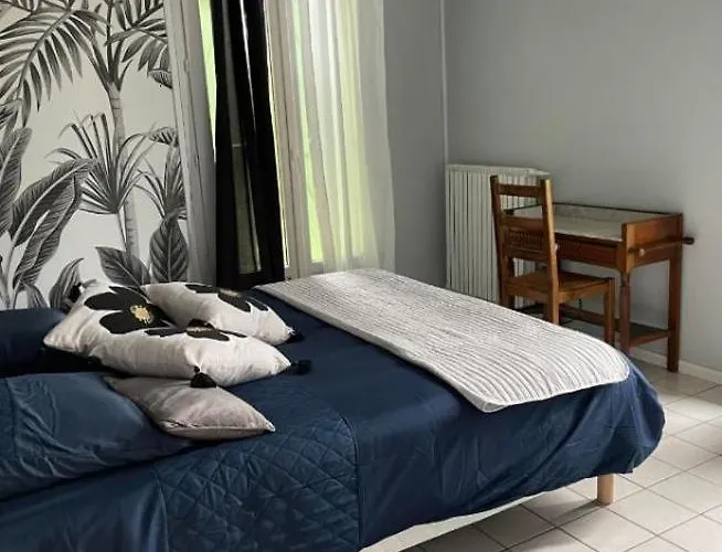 Hébergement de vacances Maison Familiale Ou Entre Amis à La Campagne